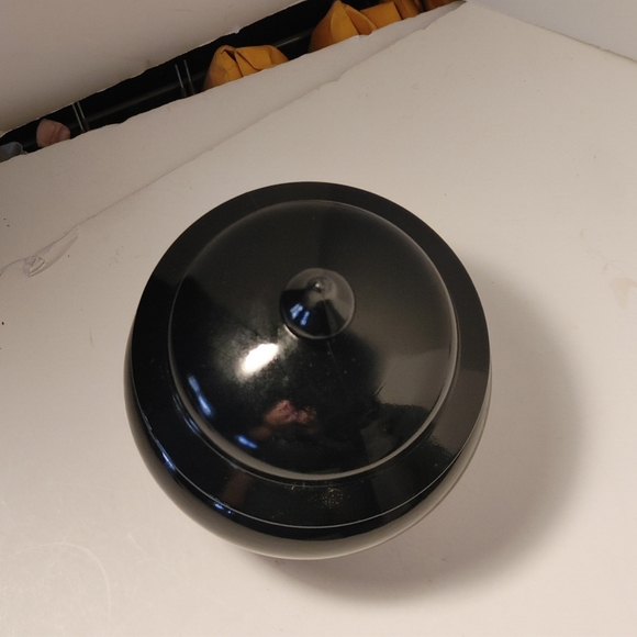 Avon Black Jar with Lid Floral Design on Front Possible 1970's - Picture 5 of 8